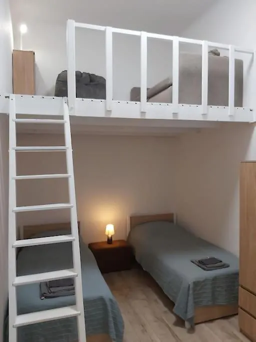 Poppied Apartment Budapest 0*,